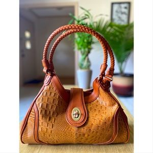 Madi Claire Handbag